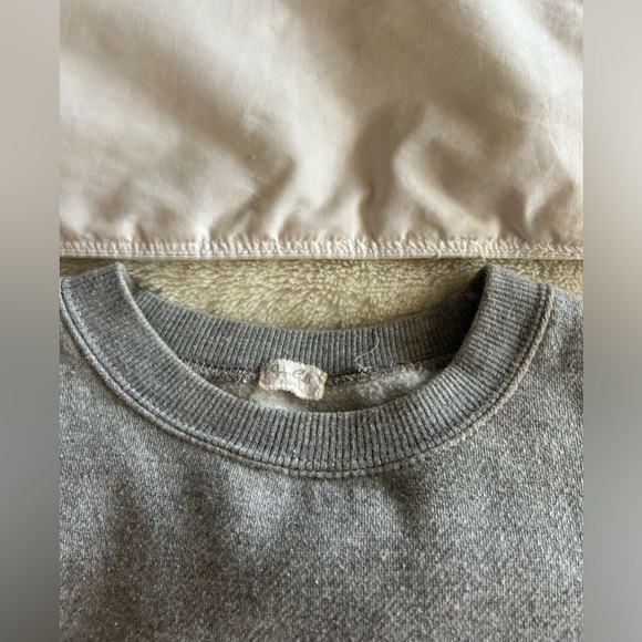 Cropped Grey Brandy Melville Crewneck - Picture 5 of 5